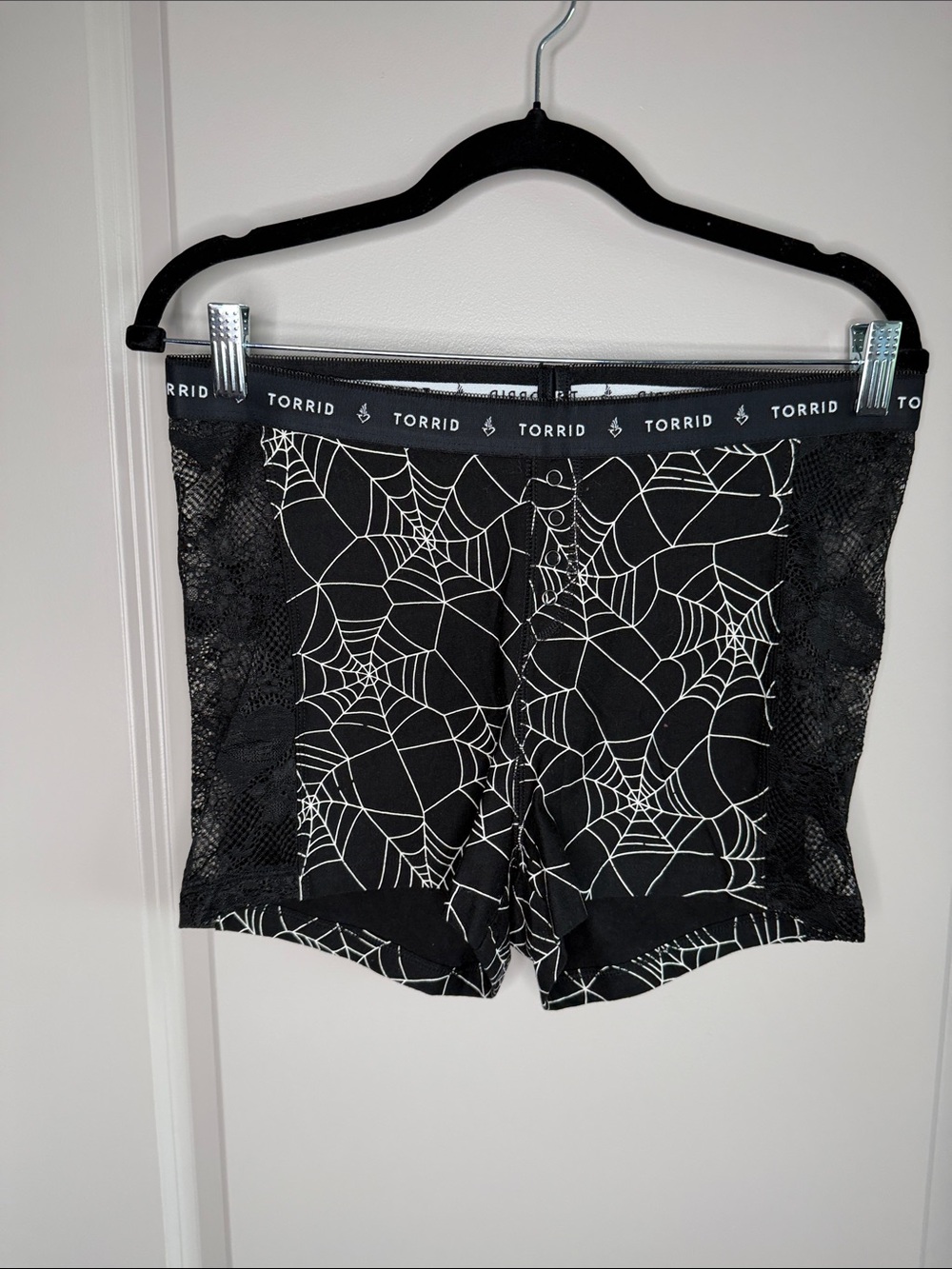 torrid Black & White Spiderweb Lace-Panel sleep Shorts